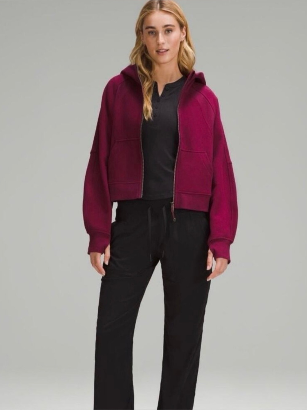 *New Lululemon Scuba full zip cropped hoodie sz M/L in Raspberry - Picture 2 of 13